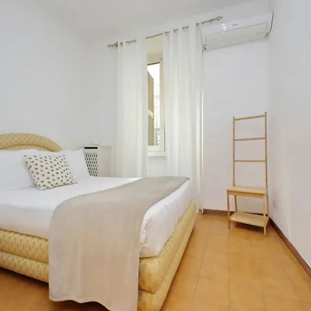 Apartament Treasurerome Spanish Steps Family *