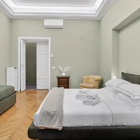Apartament Treasurerome Spanish Steps Family